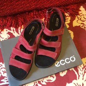 Ecco Sandals NWOT